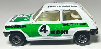 Matchbox Superfast #21 blanco/verde Renault 5TL Foto 1 de 4