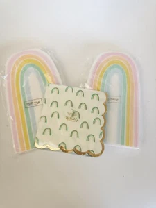 Rainbow Shaped Set Of 3 Napkins Party Supplies St. Patrick’s Day Birthday - Picture 1 of 4