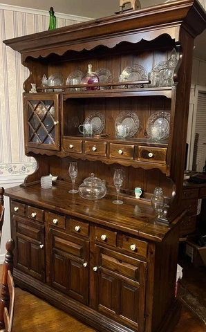 Vintage ETHAN ALLEN 1970s, Antiqued Pine Tavern Buffet/Cabinet & Hutch Cover