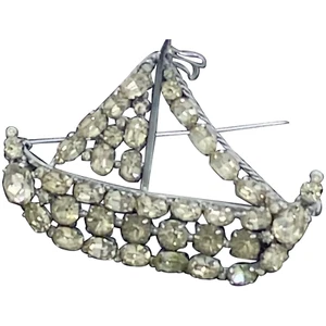 Vintage rhinestones boat nautical pin brooch - Picture 1 of 4