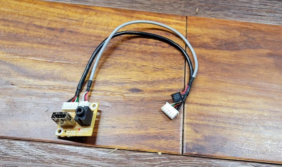 DEWALT USB HEADHP PLACA PC PARA DCR025 20V BT cargador de radio para sitio de trabajo  Foto 1 de 1