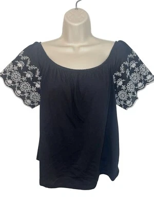H&M Women's Size Medium Black Floral Eyelet Sleeve Top - Image 1 of 4