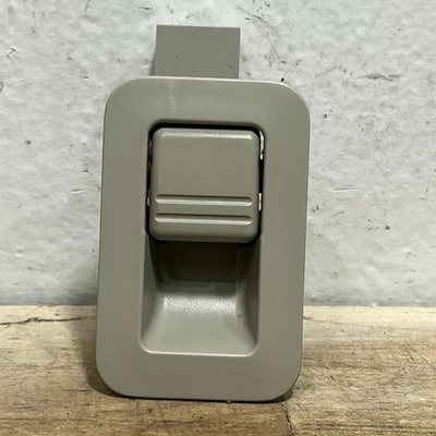 Pestillo de cerradura de puerta interior delantero izquierdo Infiniti Qx56 2004-2007 OEM Foto 1 de 2