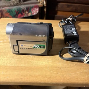 Videocámara Sony Handycam DCR-HC38 Mini DV - PROBADA FUNCIONA - Imagen 1 de 12