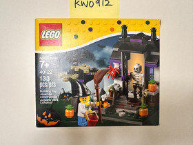 LEGO 40122 Halloween Trick or Treat Retired Set 2015 Never Opened New Sealed