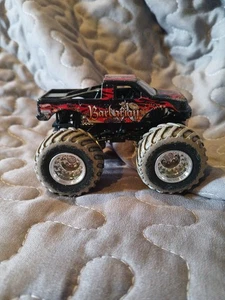 Monster Jam Monster Truck BÁRBARO - Imagen 1 de 5