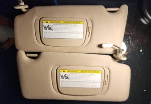 2004-2009 Lexus RX330 RX350 RX400h Sun Visor driver and passenger set (tan) - Bild 1 von 4