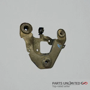 14-20 Maserati Ghibli OEM Right side air filter cleaner box mounting bracket - Picture 1 of 2