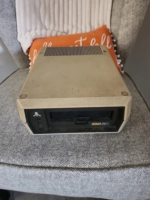 Atari 810 Floppy Disk Drive for Atari Computer - No PSU - Image 1 of 3