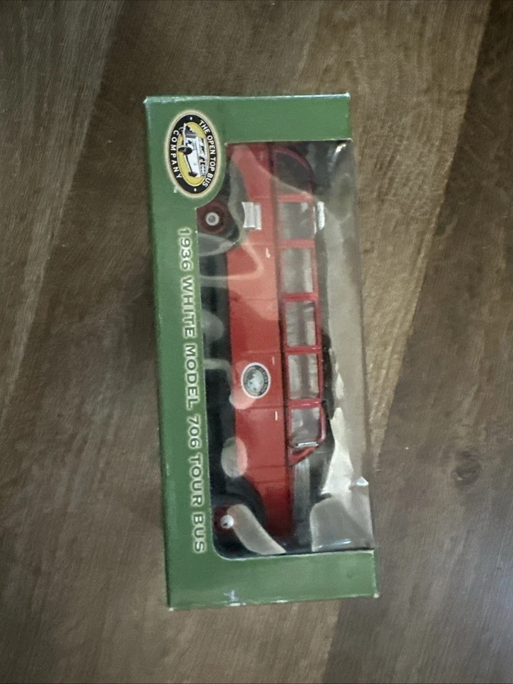 1/48 O Scale 1936 White Model 706 Tour Bus Glacier Park The Open Top Bus Company - Image 1 of 4