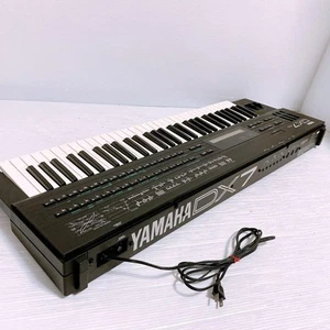 Yamaha DX7 IID FM Sound Source Synthesizer - Bild 1 von 13
