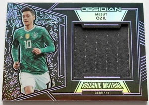 Panini 2019-20 Obsidian Soccer Mesut Özil Alemania Material volcánico /75 - Imagen 1 de 2
