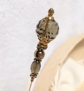 PIN SOMBRERO 8 pulgadas con CRISTALES FACETADOS GRISES brillantes en acabado dorado - Imagen 1 de 13