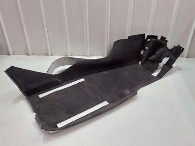 Alfombra izquierda MCLAREN 570S 2017 alfombra negra carbono 13N1467CP Foto 1 de 4