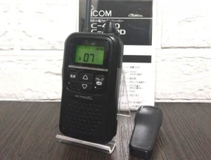 iCOM WITHCALL IC-4110 Określony nadajnik-odbiornik małej mocy, który pierwszy raz jest podawany - Zdjęcie 1 z 10