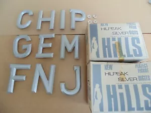 HILLS HILPEAK ALUMINIUM NUMMERNSCHILD BUCHSTABEN 3 1/8" 1960ERer mit Befestigungsclips - Bild 1 von 3