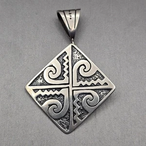 Colgante de viento tribal de plata esterlina CDI 2 3/8" 14,27 g firmado por el suroeste de colección - Imagen 1 de 6