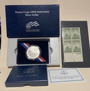 2005 Marine Corps USMC Silver Dollar Uncirculated Ex Cond And Iwo Jima Stamps - Picture 1 of 3