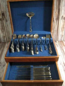 REED & BARTON CAMELOT STAINLESS FLATWARE SERVICE FOR 12+ - 84 PIECES - Picture 1 of 1