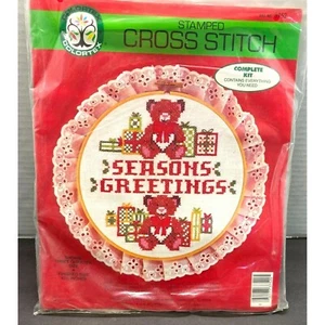 Kit de punto de cruz de oso de peluche saludos de temporada años 80 estampado Colortex 3752 - Imagen 1 de 5