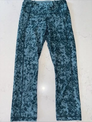 Green Teal Under Armour Leggings Womens Small Splatter Capri Compression Fitted - Image 1 of 4