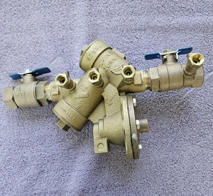 ZURN WILKINS 1" 1-975XL Rückflussverhindererventil mit reduziertem Druck Neu - Bild 1 von 8