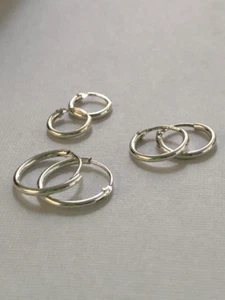 Huggie hoop Earrings • 925 sterling silver hoop earrings, Dainty hoop earrings - Picture 1 of 3