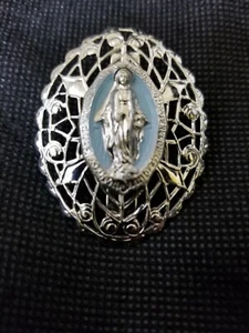 Miraculous Medal Visor Clip - Clips to auto visor. - Picture 1 of 10
