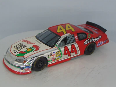 RACING CHAMPIONS 2005 TERRY LABONTE #44 KELLOG'S CORN FLAKES NASCAR 1:24 CHROME - Image 1 of 4