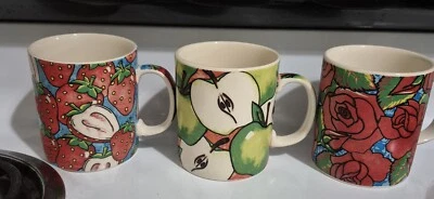 Paul Cardew Mugs Set Of Threee Roses, Apples, Strawberries - Image 1 of 4