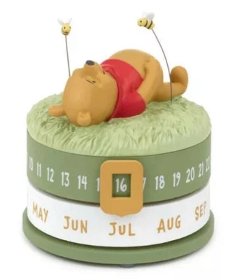 Hallmark Disney Winnie the Pooh Observador Abejas Verde Calendario Perpetuo ¡NUEVO!  EB Foto 1 de 4