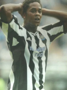 PATRICK KLUIVERT - FORMER NEWCASTLE FOOTBALLER - SUPERB COLOUR PHOTOGRAPH - Picture 1 of 1
