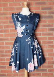Closet Wrap Bodice Contrast Dress Blue Pink Floral UK 10 Unusual - Picture 1 of 12