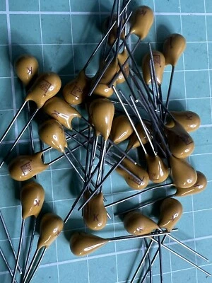 Capacitor Solid Tantalum 22uf 16v (40 PCs)NIC COMPONENTS  - Image 1 of 3