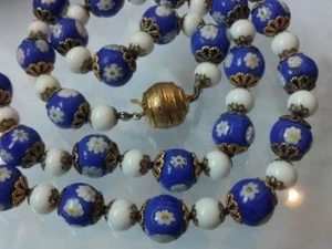 Collana Millefiori Veniatiana 28" Vintage 13mm Blu Canna Fiore Arte Perline Vetro - Foto 1 di 8