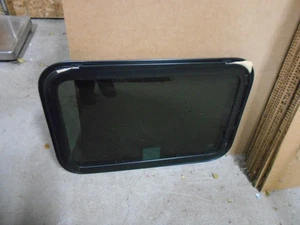 *30" X 20" RV EMERGENCY EXIT WINDOW RV NO TRIM RING FREE SHIP *1557* - Picture 1 of 5