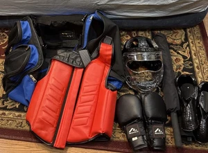 Bolso de Lona de Taekwondo y Equipo de Sparring, Guantes Peak Martial Arts Rhingo Talla Juvenil - Imagen 1 de 4
