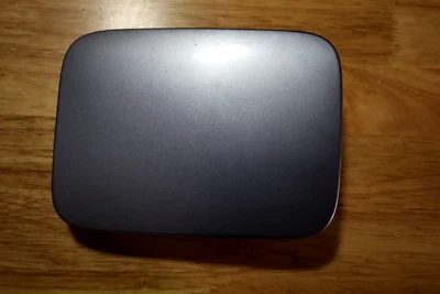 Оригинальная крышка крышки двери топливного бака из лавандовой стали для Toyota 4Runner 1996-2002 годов выпуска 96-02 - Изображение 1 из 2