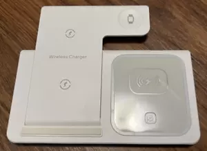 Wireless Charger RUI MAI LAI & MAXFOX 3 in 1 Wireless Charger Station for Apple - Picture 1 of 6