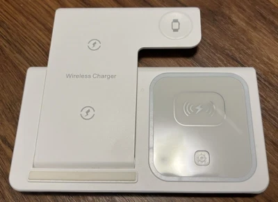 Wireless Charger RUI MAI LAI & MAXFOX 3 in 1 Wireless Charger Station for Apple - Image 1 of 4