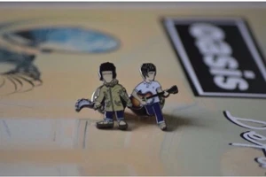BNWT Oasis Live 25 Noel & Liam Gallagher Pin Badges, A Guy Called Minty, Indie.. - Foto 1 di 4