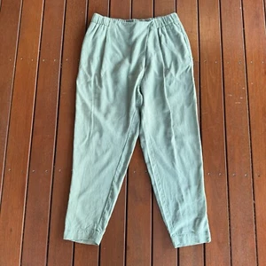 Witchery Size 8 Green Pants Tapered Pleated Waist Business Casual - Picture 1 of 8
