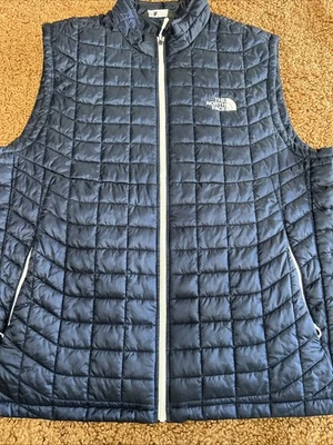Mens THE NORTH FACE THERMOBALL Vest XL Navy EUC  - Image 1 of 4