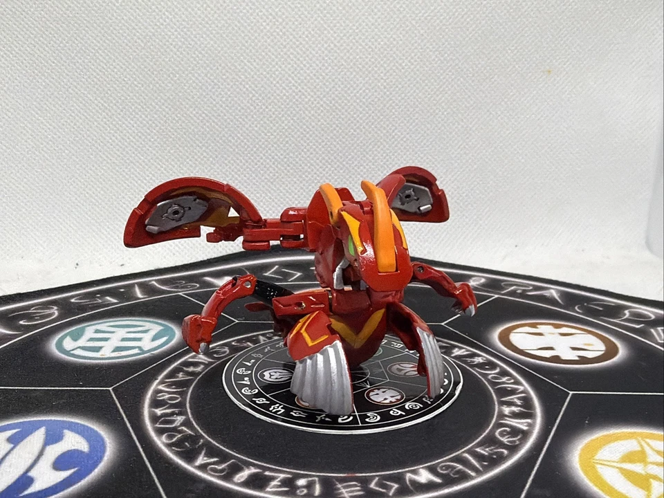 Bakugan Battle Brawlers Pyrus Fusion Dragonoid Pintado Salto Anime Preciso Difícil de Encontrar Foto 1 de 4
