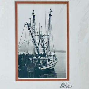 Impresión enmarcada Morro Bay California barco de pesca blanco y negro 8x10 DLS firmado - Imagen 1 de 4