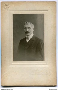 Photo Ancienne - Bruxelles -  Homme - Moustache - Compagnie Belge - (A4) - Picture 1 of 2