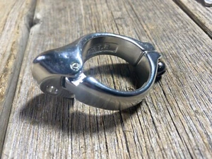 FRONT DERAILLEUR BRAZE-ON CLAMP 31.8mm BRACKET FOR FRAME - Picture 1 of 2