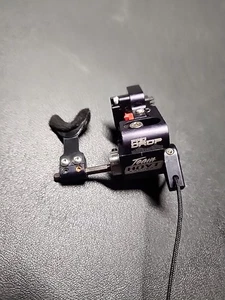 AAE Pro Drop Hoyt Arrow Rest Black RH Drop Away Rare - Picture 1 of 7