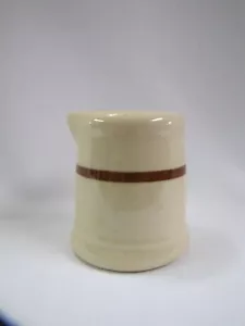 Toltec kleines Milchkännchen mit braunen Streifen - Bild 1 von 7