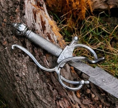 Maravillosa espada medieval/rapier hecha a mano de acero Damasco con funda de cuero. Foto 1 de 4